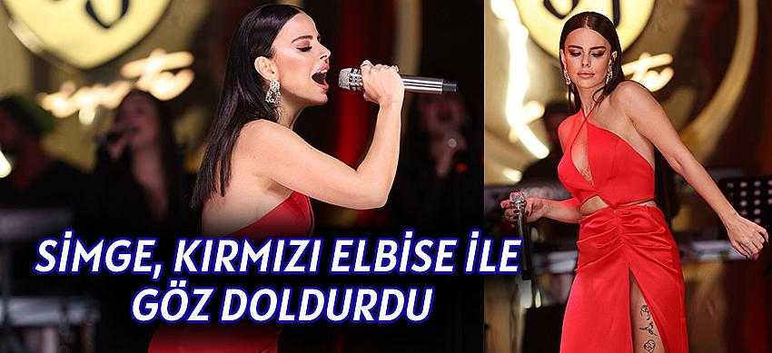 Simge, kırmızı elbise ile göz doldurdu